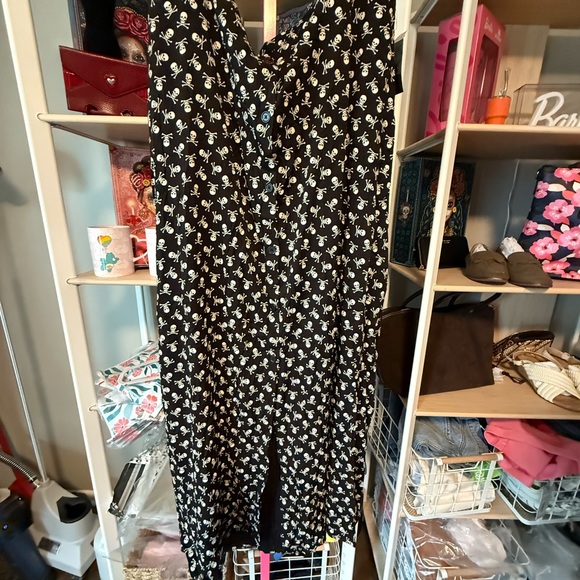 Hot Topic Black Skull Print Maxi Skirt size 3X NWT - Picture 1 of 5